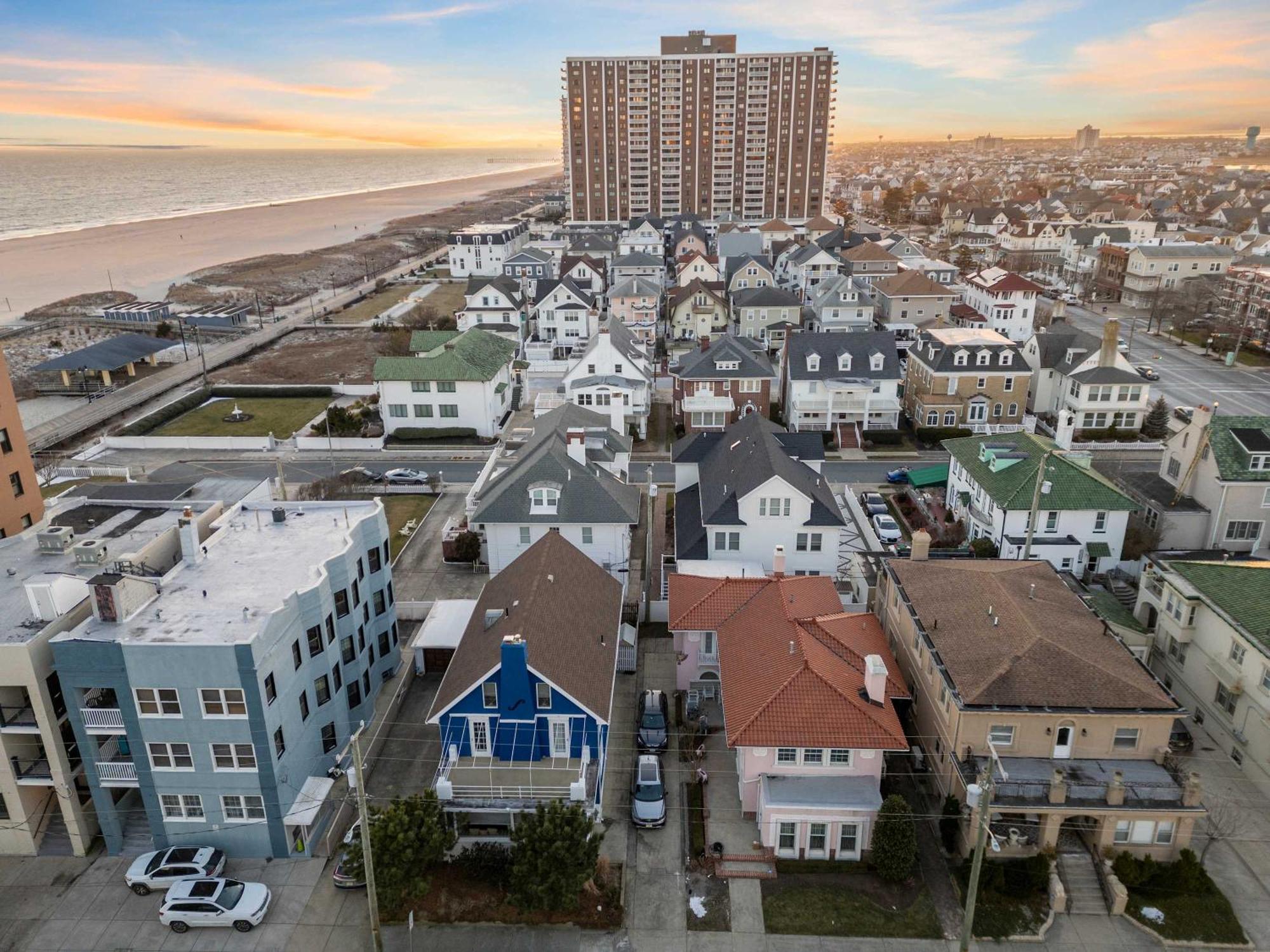 Luxe Beach Estate - 4 Bedrooms And 3 Bathrooms Atlantic City Exterior photo